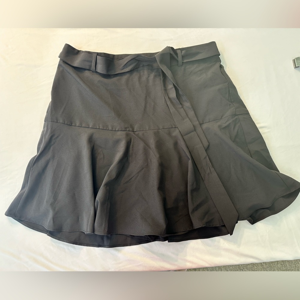 Soho Skort Black W/Tie @Waist Size Small - Worn Once - Picture 7 of 7